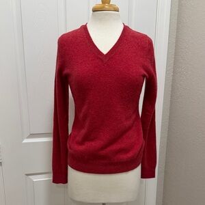 Tahari Women's V-Neck Sweater in Vibrant Red